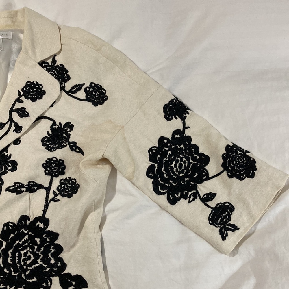 Gorgeous embroidered blazer - Picture 5 of 11